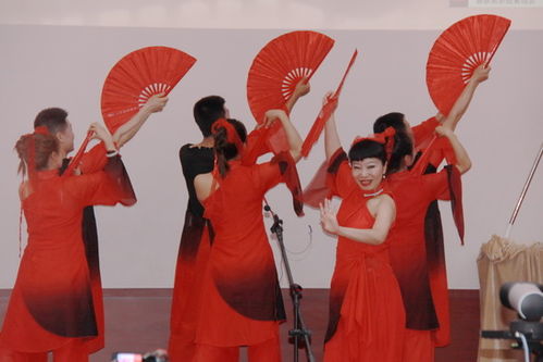 百年黨旗紅 共筑新輝煌——記XX公司職工文藝演出暨文化藝術(shù)交流活動